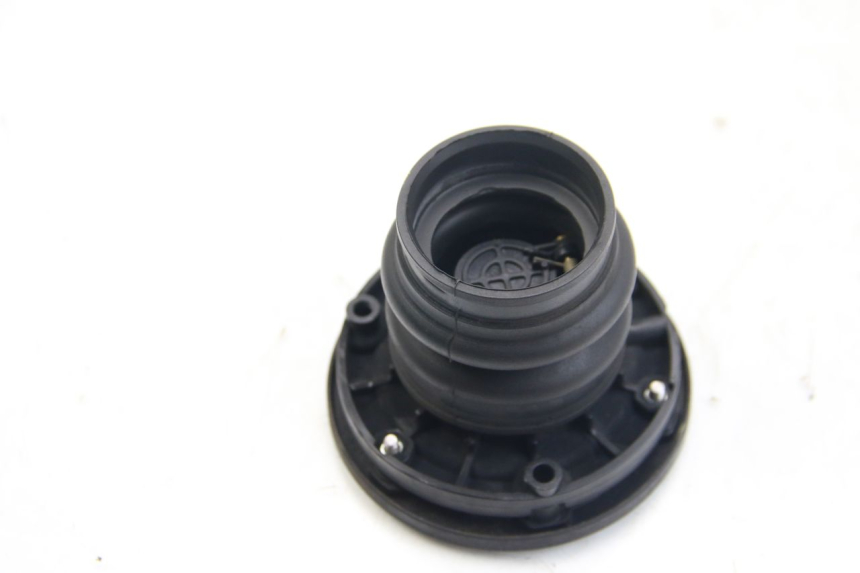 photo de TUBO DEL CARBURANTE PIAGGIO BEVERLY 125 (2010 - 2015) - Dettaglio del componente