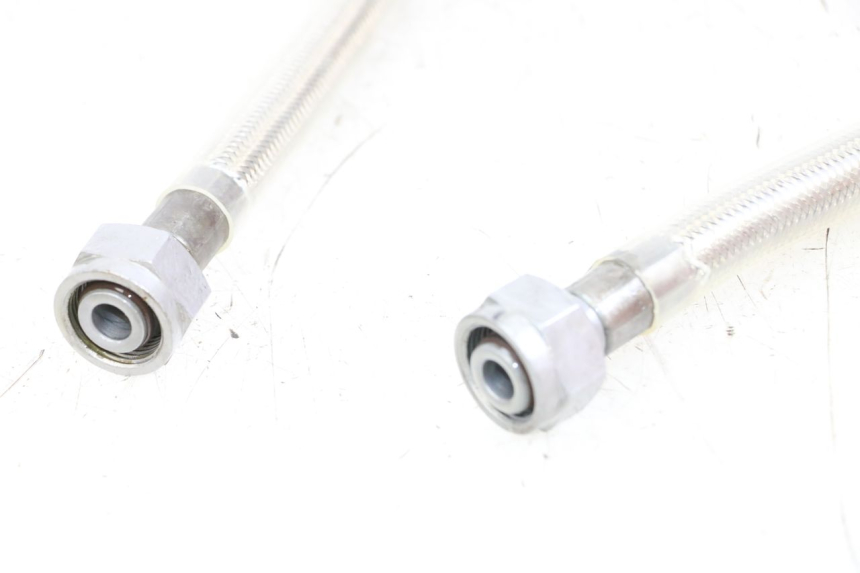 photo de OLIO ROYAL ENFIELD CONTINENTAL GT 650 (2019 - 2024) - Primo piano tecnico