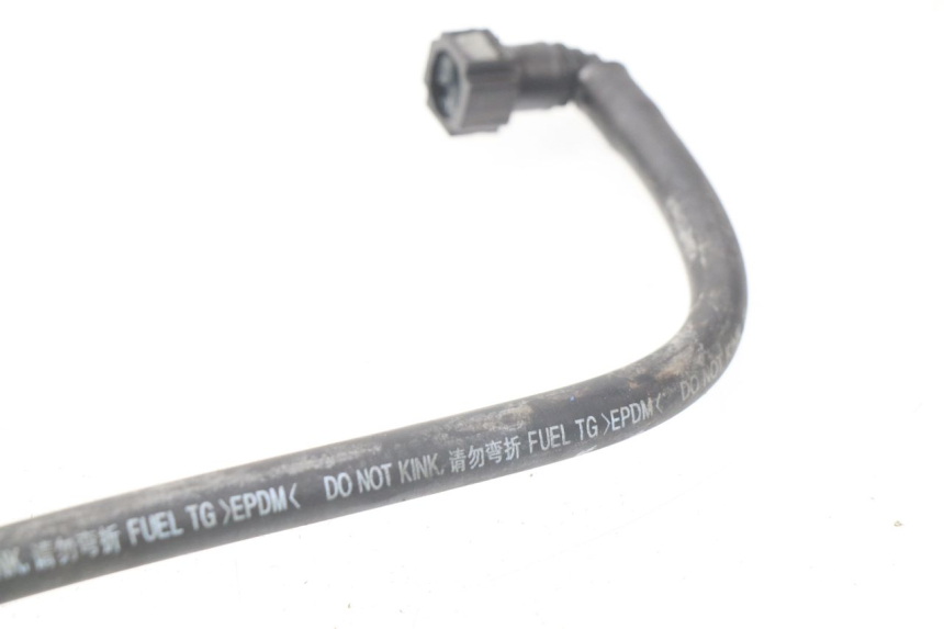 photo de TUBO INIETTORE YAMAHA FJR ABS 1300 (2006 - 2012) - Primo piano tecnico