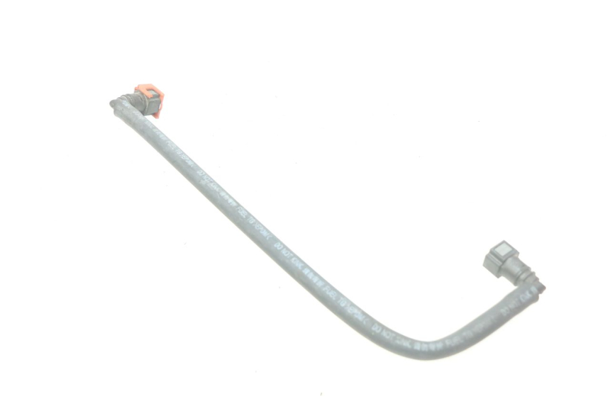 photo de TUBO INIETTORE YAMAHA FJR ABS 1300 (2006 - 2012) - Dettaglio del componente