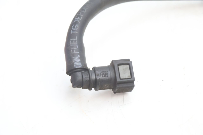 photo de TUBO INIETTORE YAMAHA FJR 1300 (2001 - 2005) - Dettaglio del componente