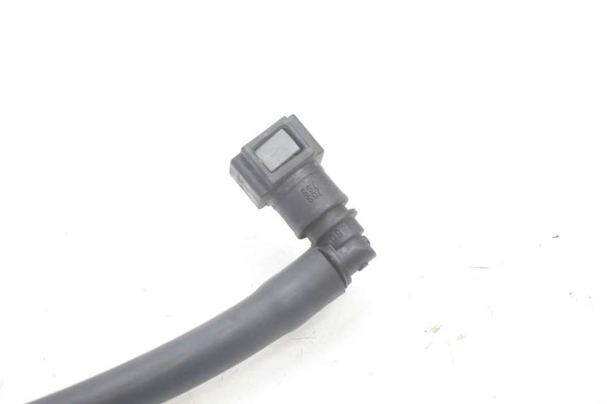 photo de TUBO INIETTORE YAMAHA FJR 1300 (2001 - 2005) - Zoom sullo stato d'uso