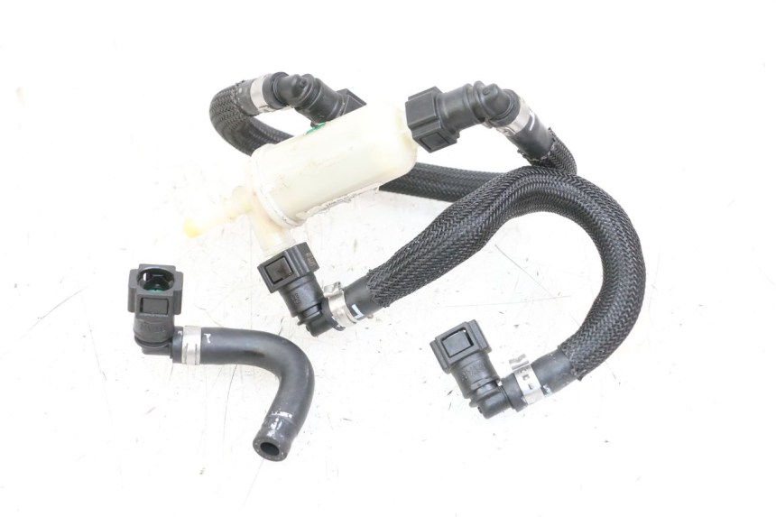 photo de TUBO INIETTORE HUSQVARNA SVARTPILEN 401 (2018 - 2023) - Vista principale