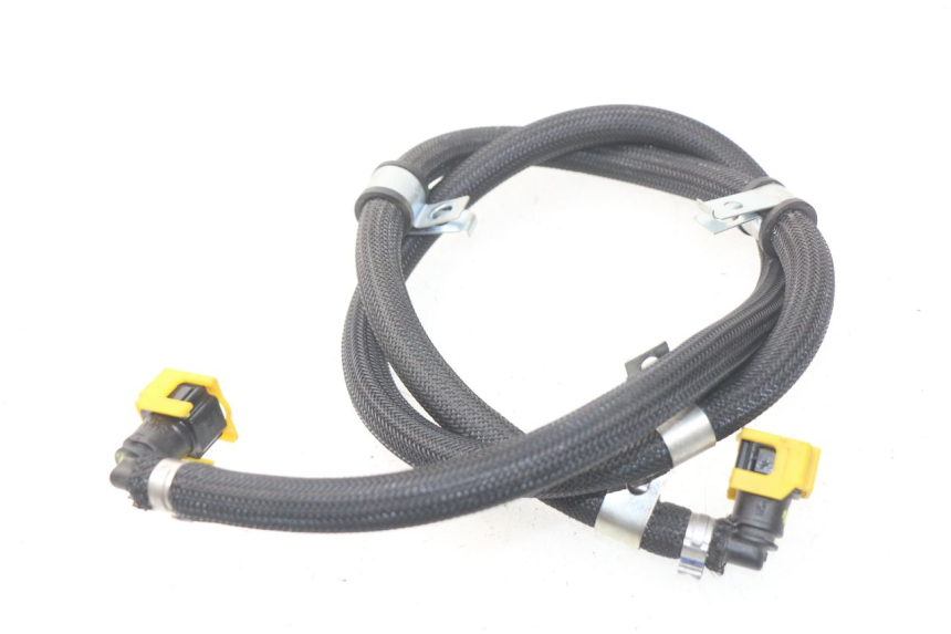 photo de TUBO DEL INIETTORE PIAGGIO MP3 HPE 500 (2019 - 2022) - Primo piano tecnico