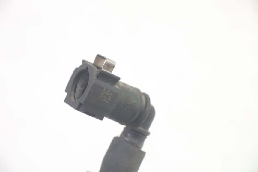 photo de TUBO INIETTORE PIAGGIO MP3 HPE 350 (2018 - 2020) - Altra angolazione