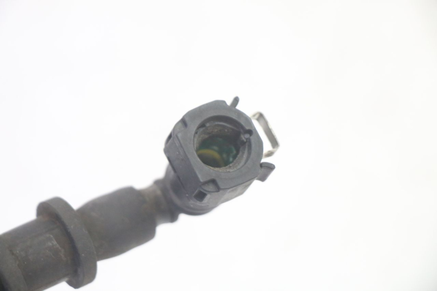 photo de TUBO INIETTORE PIAGGIO MP3 HPE 350 (2018 - 2020) - Primo piano tecnico