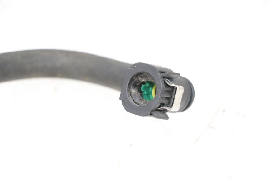 photo de TUBO INIETTORE PIAGGIO MP3 HPE 300 (2019 - 2026) - Primo piano tecnico