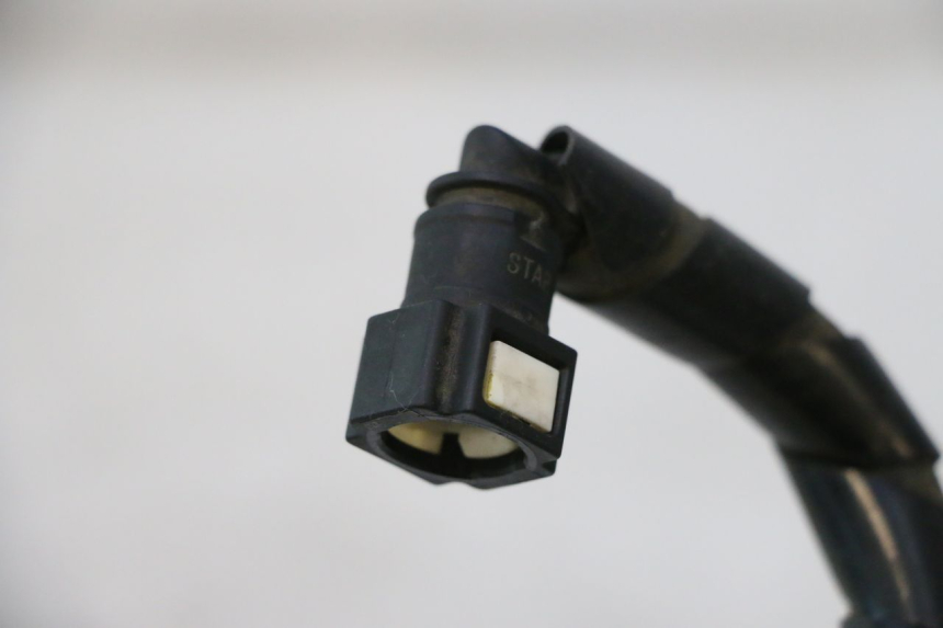 photo de TUBO INIETTORE PIAGGIO MP3 500 (2011 - 2015) - Altra angolazione
