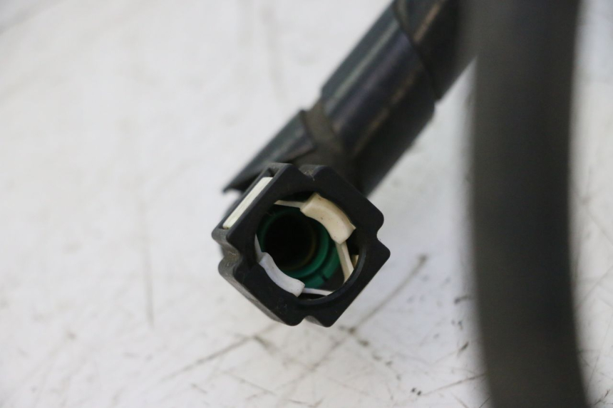 photo de TUBO INIETTORE PIAGGIO MP3 500 (2011 - 2015) - Primo piano tecnico