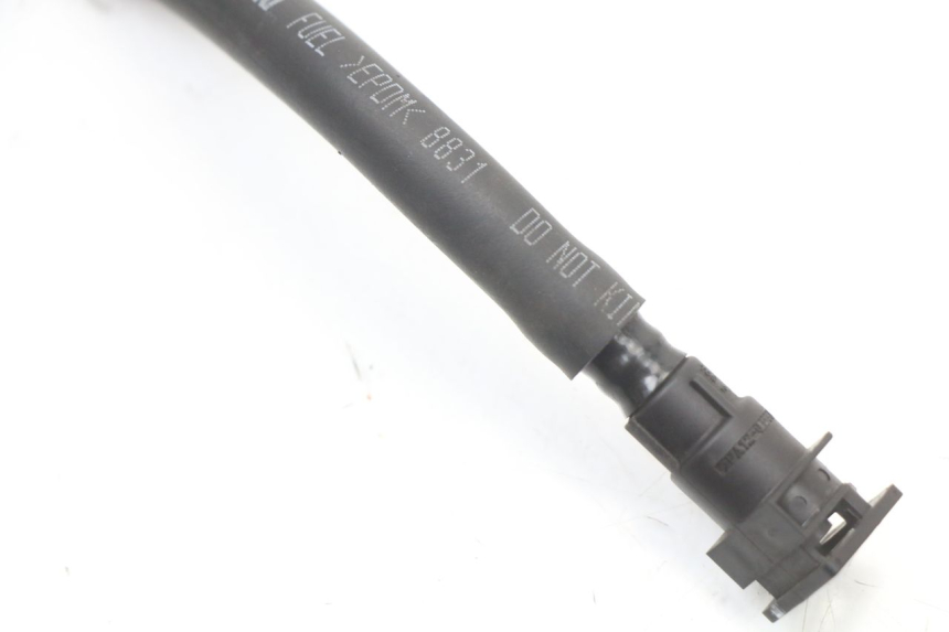 photo de TUBO INIETTORE KAWASAKI NINJA 400 (2018 - 2023) - Zoom sullo stato d'uso