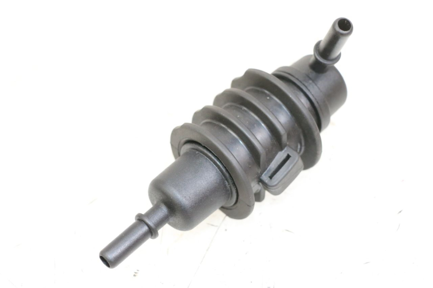 photo de TUBO INIETTORE ROYAL ENFIELD CONTINENTAL GT 650 (2019 - 2024) - Vista principale