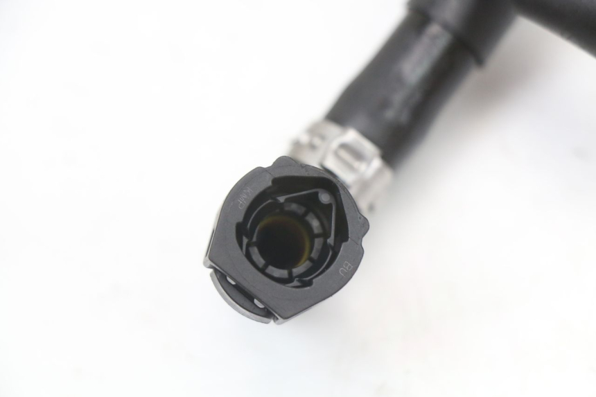 photo de TUBO INIETTORE PEUGEOT STREETZONE I 2T 50 (2018 - 2020) - Primo piano tecnico