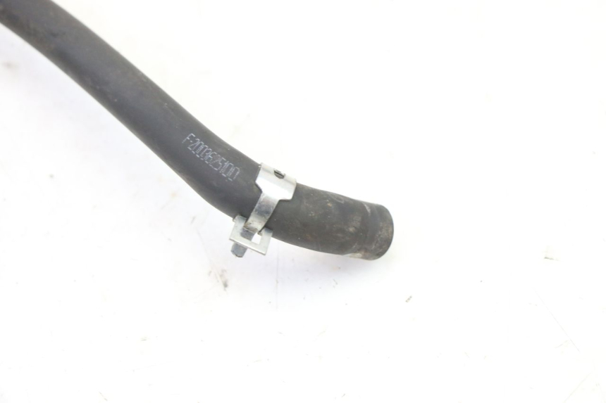 photo de TUBO INIETTORE PEUGEOT STREETZONE I NAKED 2T 50 (2018 - 2020) - Dettagli dei punti di fissaggio