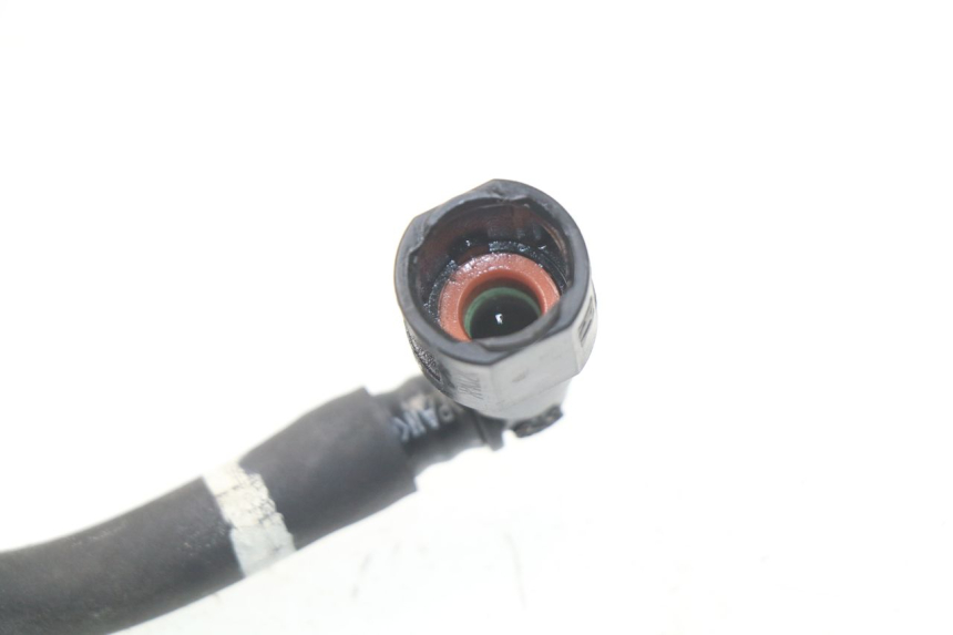 photo de TUBO INIETTORE SUZUKI SV S ABS 650 (2003 - 2009) - Zoom sullo stato d'uso