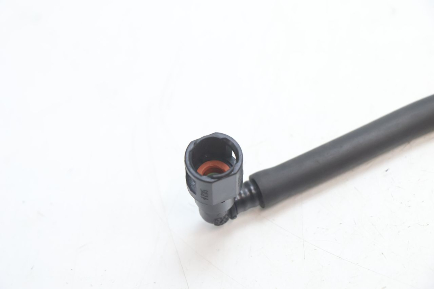 photo de TUBO INIETTORE SUZUKI SV S 650 (2003 - 2009) - Dettaglio del componente
