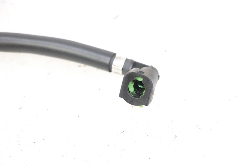 photo de TUBO INIETTORE YAMAHA XMAX X-MAX 125 (2021 - 2025) - Primo piano tecnico