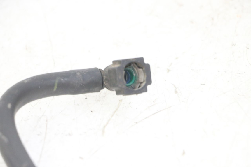 photo de TUBO INIETTORE YAMAHA XJ6 ABS 600 (2008 - 2016) - Primo piano tecnico