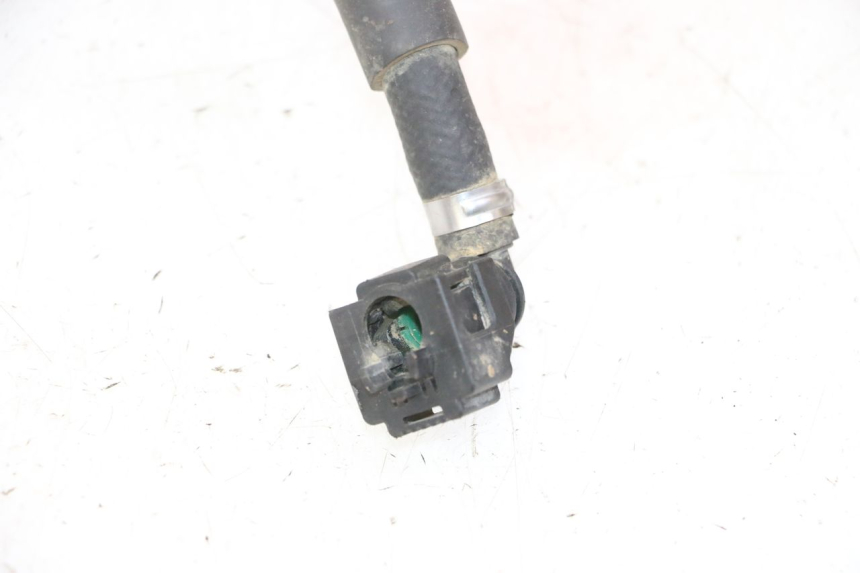 photo de TUBO INIETTORE YAMAHA YZF YZ-F 450 (2014 - 2016) - Primo piano tecnico