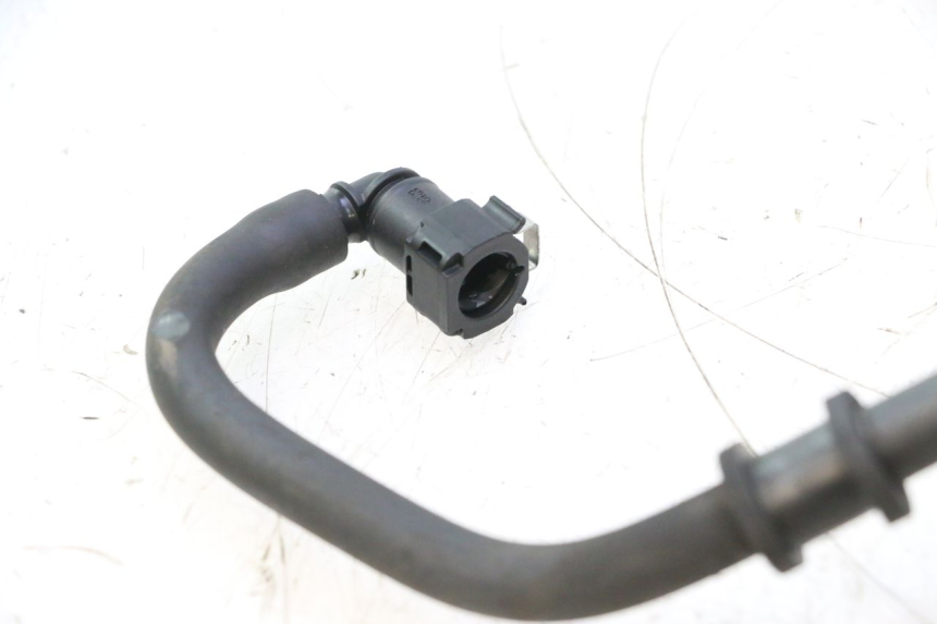 photo de TUBO INIETTORE PIAGGIO ZIP IGET 4T 50 (2021 - 2023) - Altra angolazione