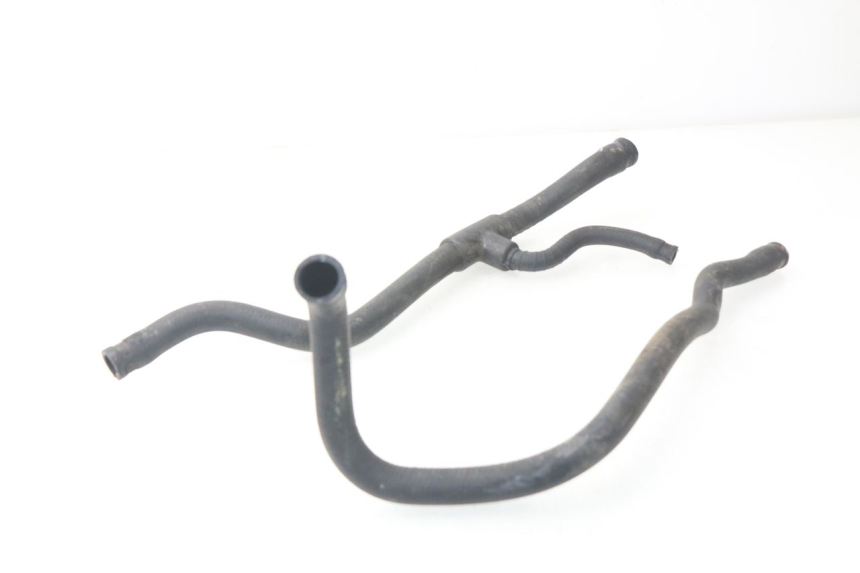 photo de Tubo del radiatore APRILIA ATLANTIC 125 (2003 - 2009) - Zoom sullo stato d'uso