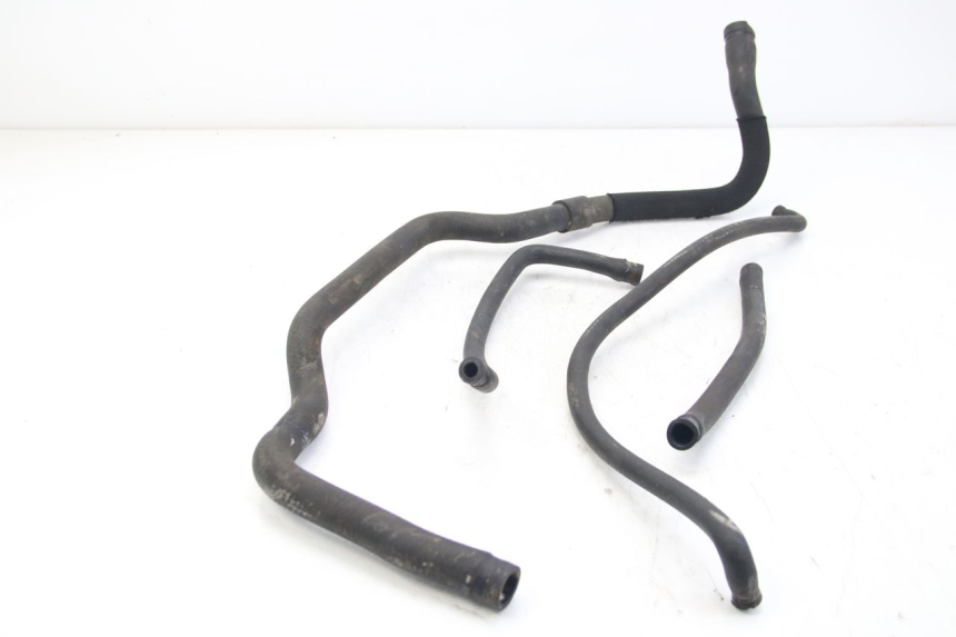 photo de TUBO DEL RADIATORE PIAGGIO BEVERLY 125 (2010 - 2015) - Vista principale