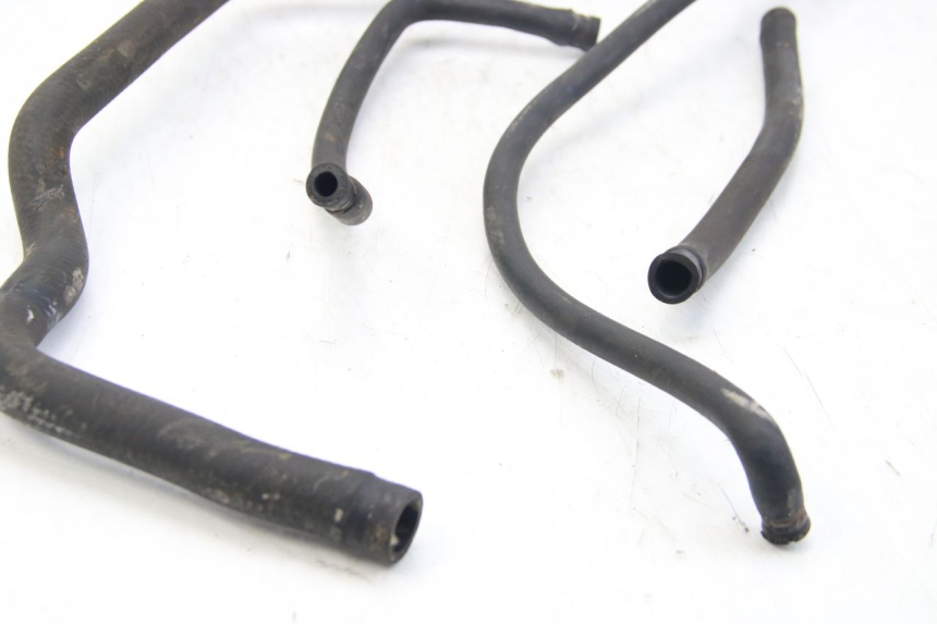 photo de TUBO DEL RADIATORE PIAGGIO BEVERLY 125 (2010 - 2015) - Zoom sullo stato d'uso