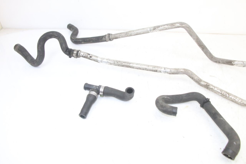 photo de TUBO DEL RADIATORE BMW C1 125 (2000 - 2003) - Dettaglio del componente