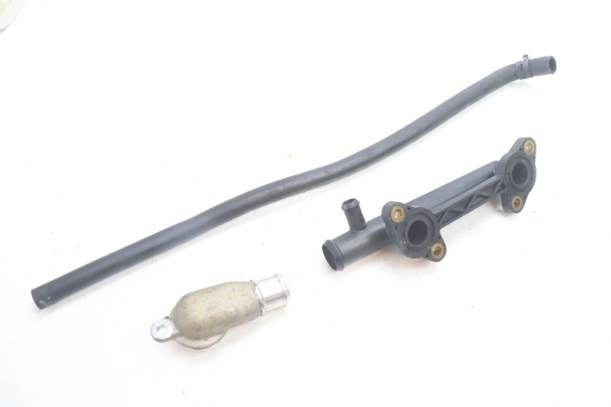 photo de Tubo del radiatore BMW C SPORT 650 (2015 - 2021) - Dettaglio del componente