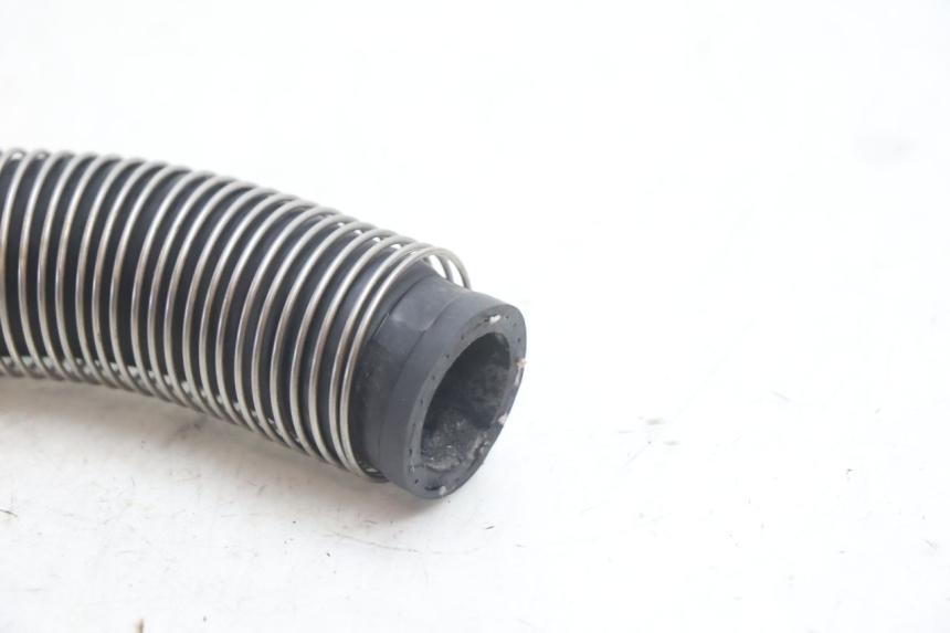 photo de TUBO HONDA CB F HORNET 600 (2005 - 2006) - Altra angolazione