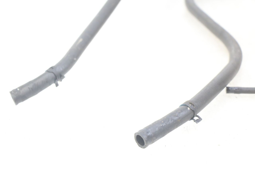 photo de TUBO DEL RADIATORE PEUGEOT CITYSTAR 125 (2011 - 2017) - Zoom sullo stato d'uso