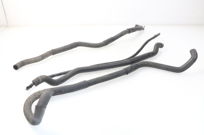 photo de TUBO DEL RADIATORE KYMCO DINK STREET 125 (2009 - 2014) - Dettaglio del componente