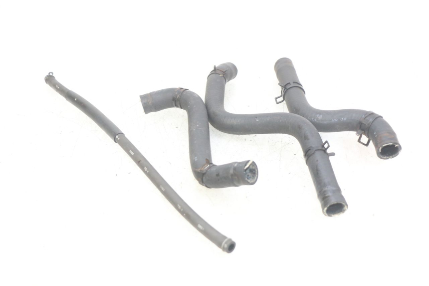 photo de TUBO DEL RADIATORE HONDA FES PANTHEON 2T 125 (1998 - 2002) - Dettaglio del componente