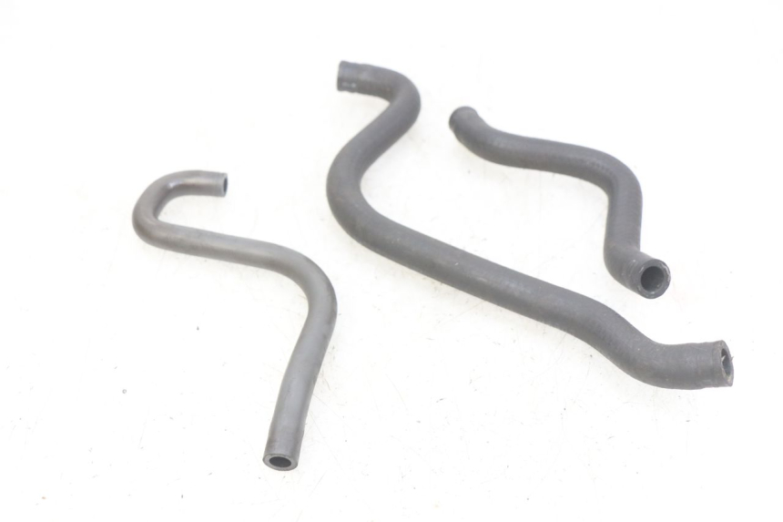 photo de TUBO DEL RADIATORE HONDA FES PANTHEON 125 (2003 - 2007) - Vista principale