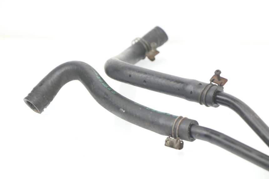 photo de Tubo del radiatore KYMCO GRAND DINK 250 (2002 - 2007) - Altra vista dell'articolo