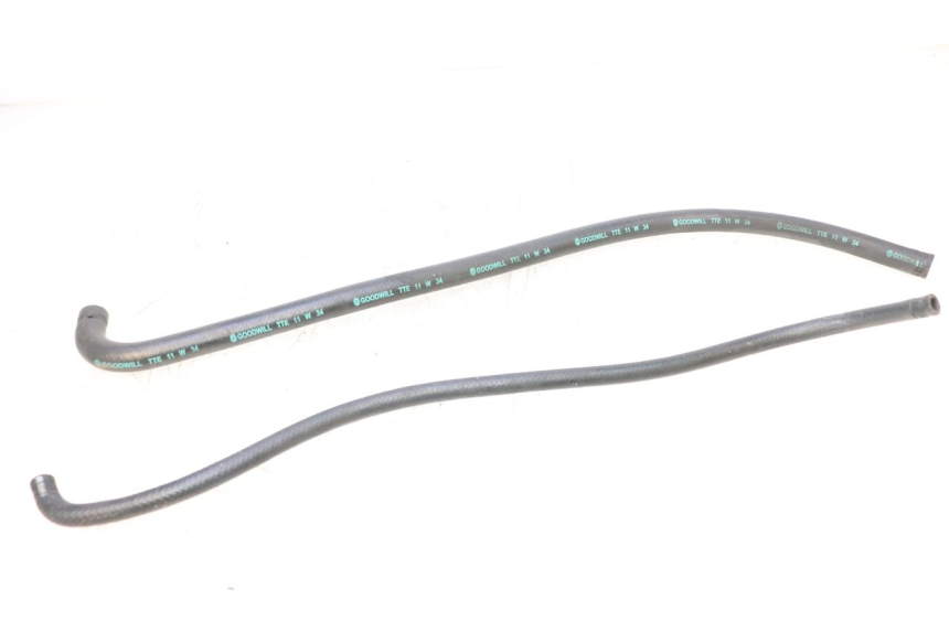 photo de Tubo del radiatore SYM GTS EVO 125 (2009 - 2013) - Zoom sullo stato d'uso