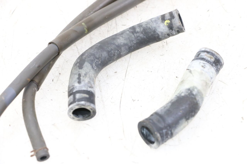 photo de Tubo del radiatore HONDA PCX (JF57/JF64) 125 (2014 - 2018) - Zoom sullo stato d'uso