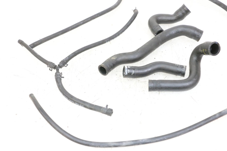 photo de TUBO HUSQVARNA SVARTPILEN 401 (2018 - 2023) - Zoom sullo stato d'uso