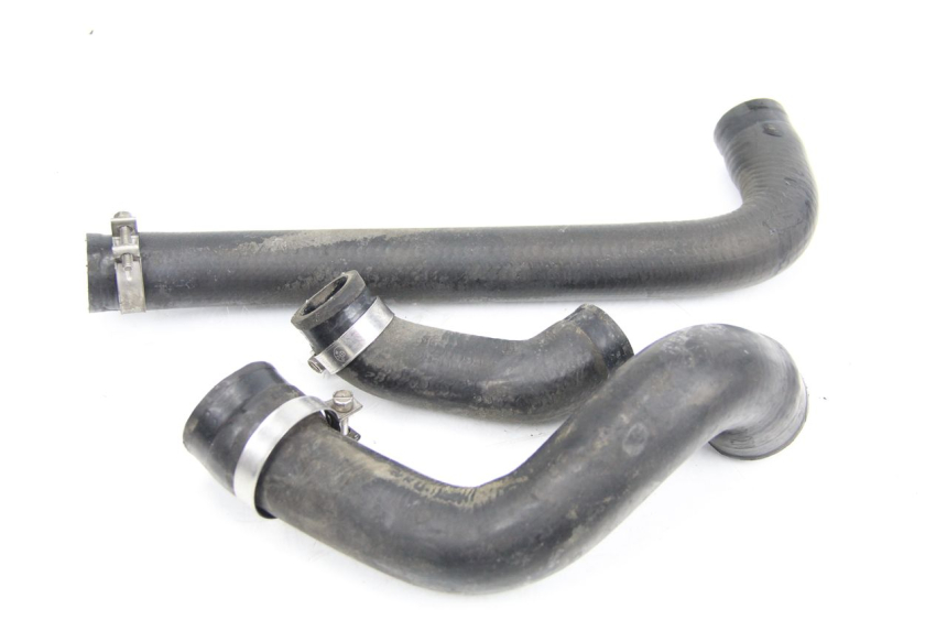 photo de Tubo del radiatore BMW K100 1000 (1982 - 1990) - Zoom sullo stato d'uso