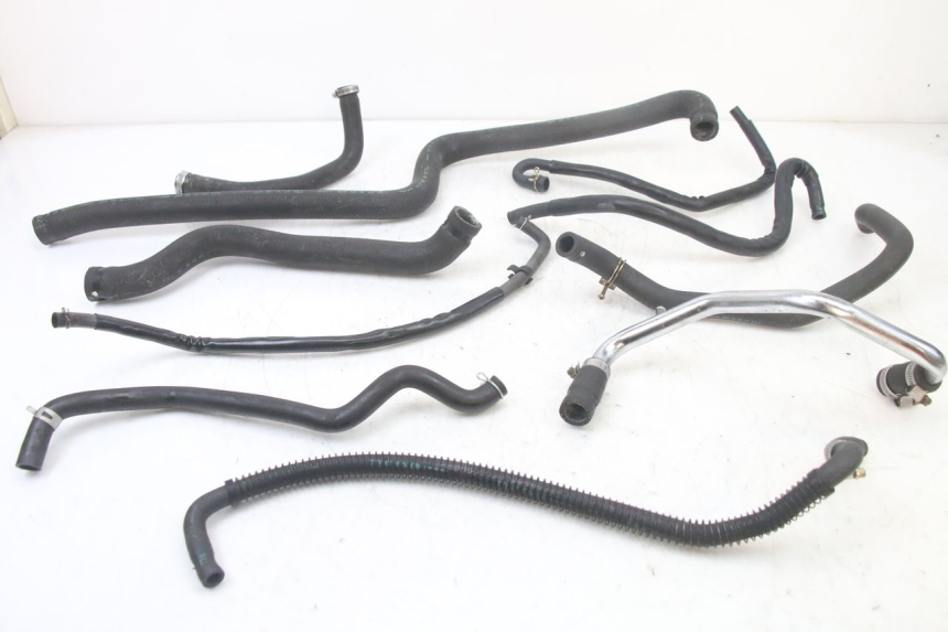 photo de Tubo del radiatore KYMCO XCITING 500 (2007 - 2010) - Vista principale