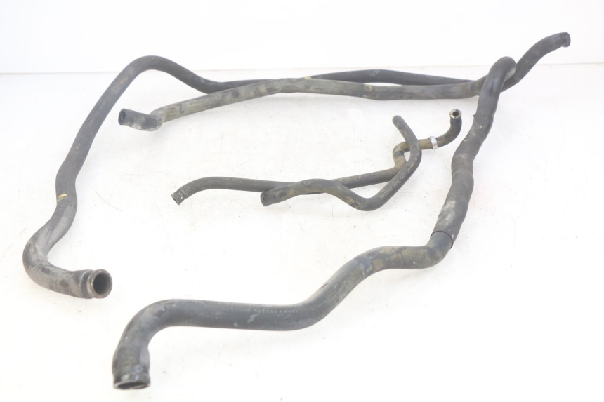 photo de TUBO DEL RADIATORE PIAGGIO MP3 LT 400 (2007 - 2012) - Dettaglio del componente