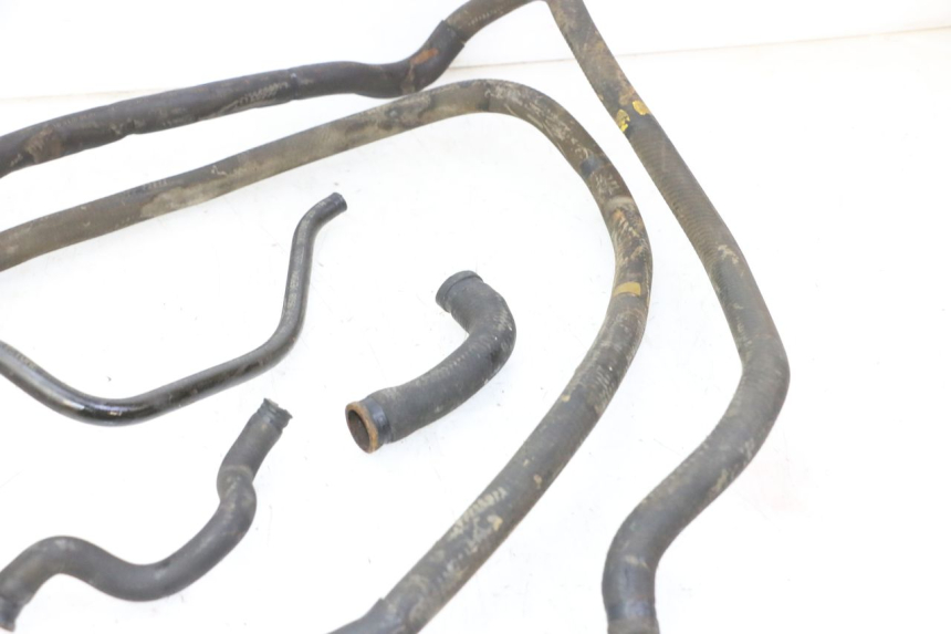 photo de TUBO RADIATORE PIAGGIO MP3 LT 300 (2010 - 2016) - Vista d'insieme del prodotto