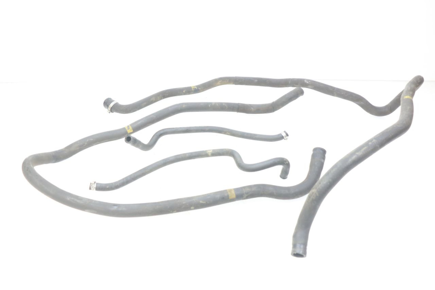 photo de TUBO DEL RADIATORE PIAGGIO MP3 500 (2011 - 2015) - Altra angolazione