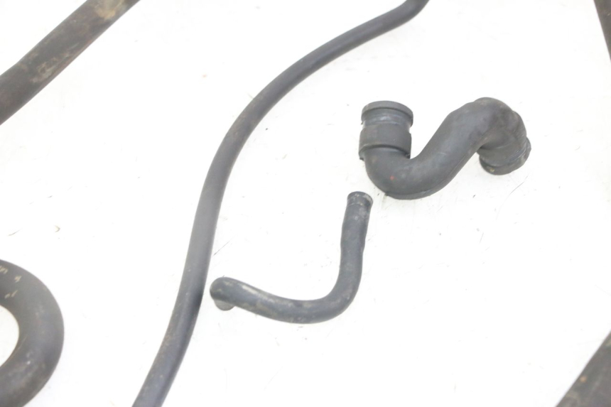 photo de TUBO DEL RADIATORE GILERA NEXUS 125 (2009 - 2013) - Vista d'insieme del prodotto