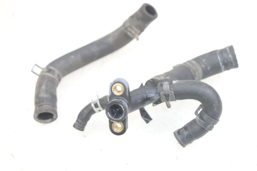 photo de TUBO DEL RADIATORE HONDA PCX (JF28) 125 (2009 - 2011) - Dettaglio del componente