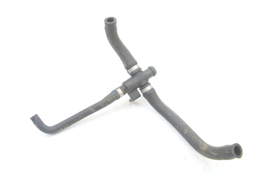 photo de TUBO DEL RADIATORE PIAGGIO VESPA GRANTURISMO 125 (2003 - 2007) - Zoom sullo stato d'uso