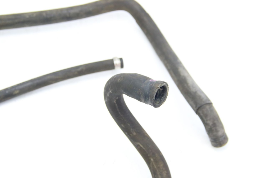 photo de TUBO DEL RADIATORE GILERA RUNNER SP 50 (2009 - 2017) - Altra angolazione