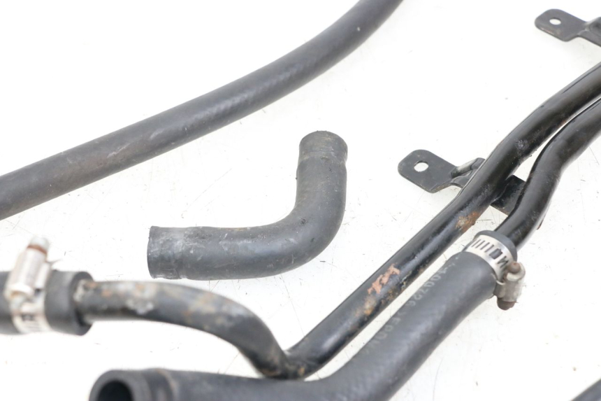 photo de TUBO RADIATORE DAELIM S3 125 (2010 - 2017) - Altra angolazione