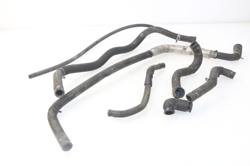 photo de Tubo del radiatore PEUGEOT SATELIS 500 (2007 - 2013) - Dettaglio del componente