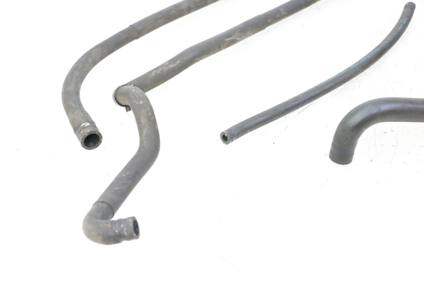 photo de TUBO RADIATORE PEUGEOT SATELIS 125 (2013 - 2018) - Zoom sullo stato d'uso