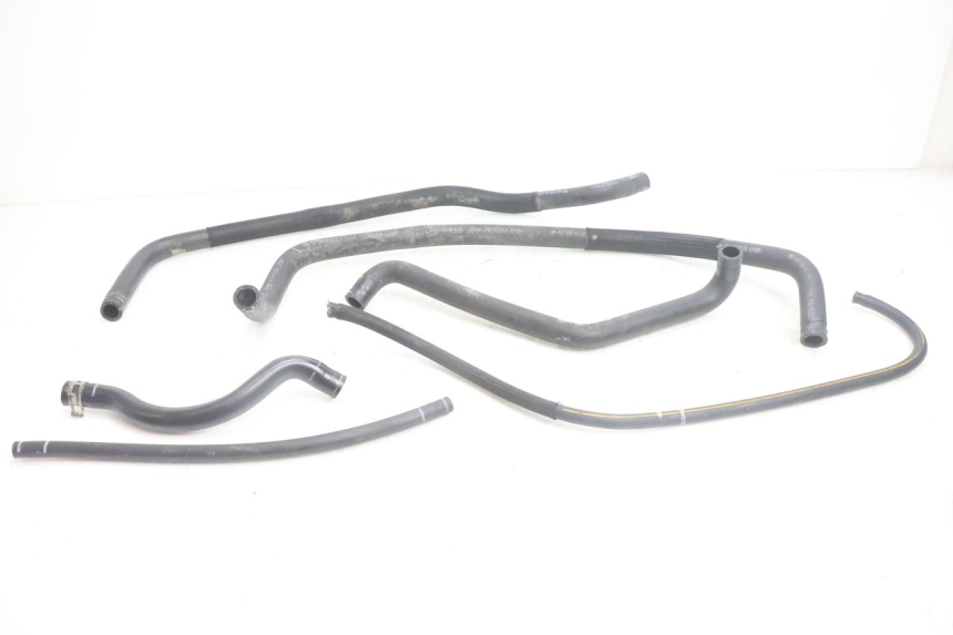 photo de TUBO DEL RADIATORE PEUGEOT SATELIS 125 (2006 - 2009) - Vista principale